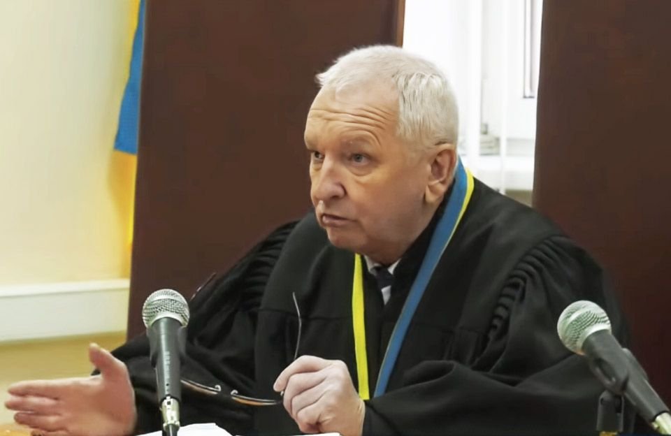 Полтавського суддю Сергія Гальонкіна звільнили за «внутрішнє спілкування» з колегами і позапроцесуальні розмови з адвокатом