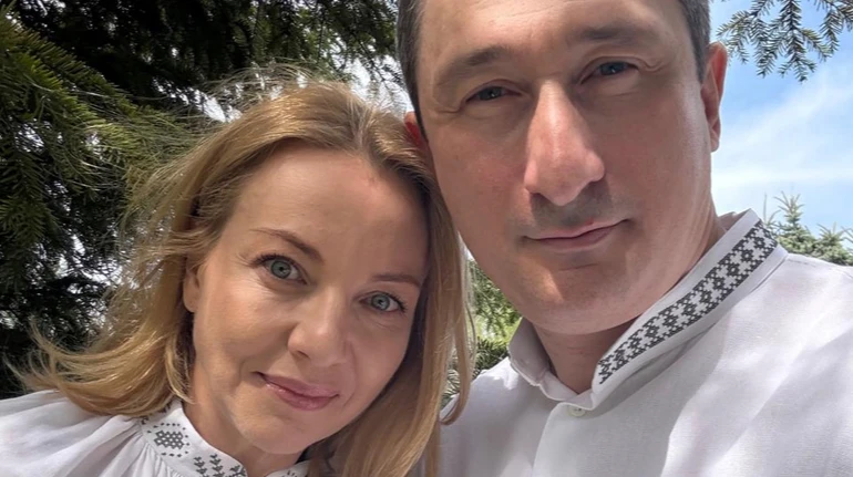 Мутят! Суд залишив без руху позовну заяву дружина Чернишова про поділ майна подружжя