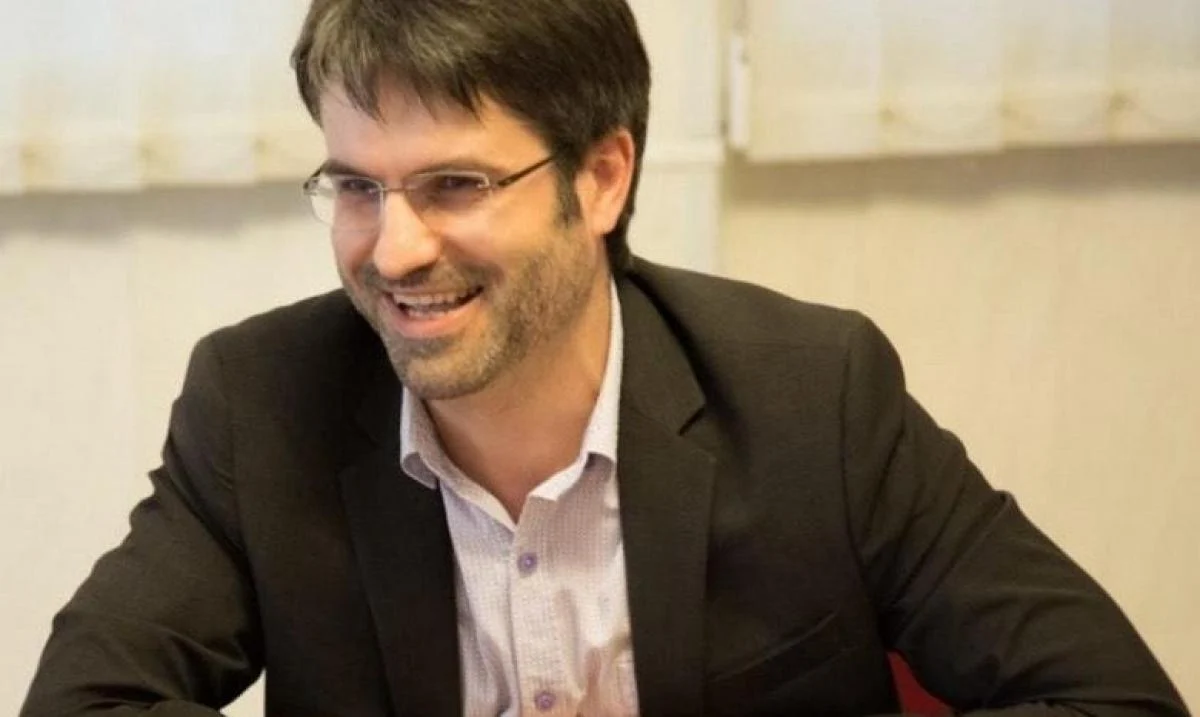 Маселко скурвился? Цей член ВРП голосував проти позбавлення хабарника Князева статусу судді....   - 37e94f4a3c256aea616ff3e4723cd244.webp