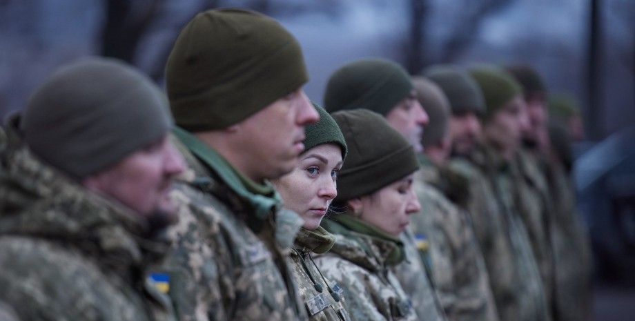 На облік у 17, на службу у 18: всі зміни нового закону про військовий облік та медогляд призовників