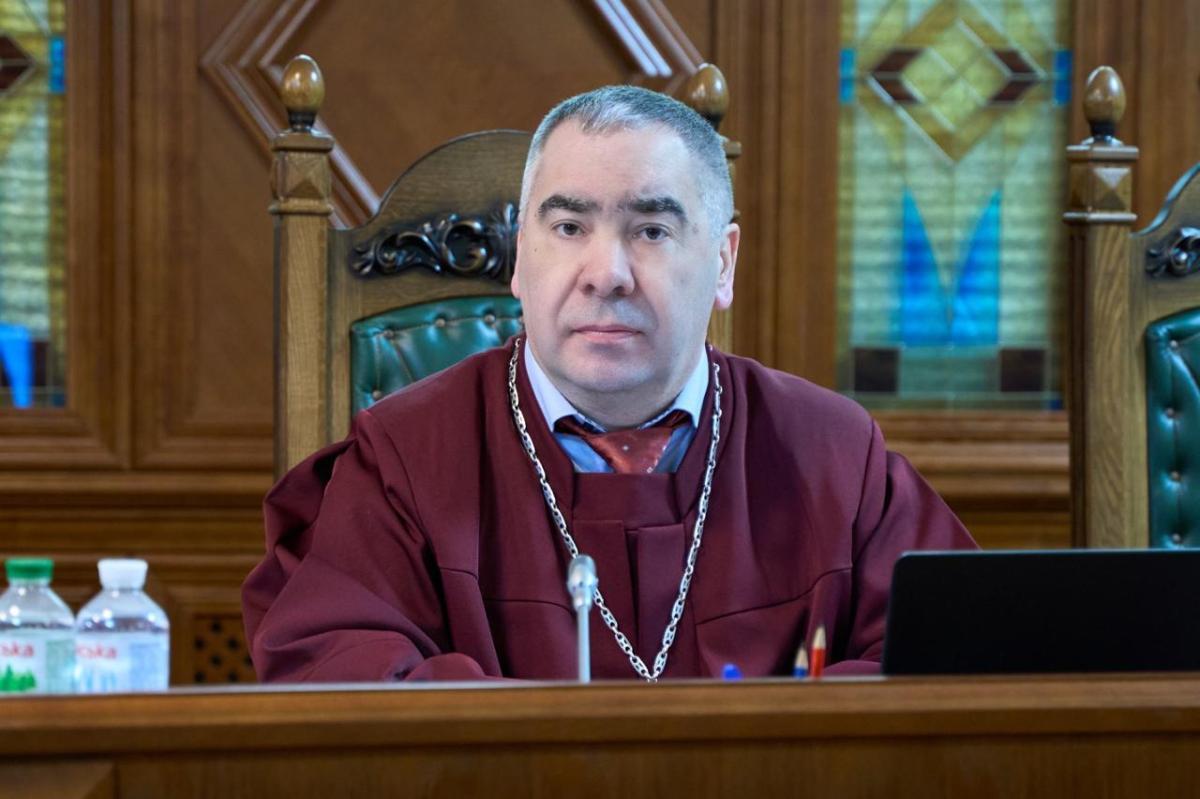 КСУ визнав неконституційною частину восьму статті 176 КПК