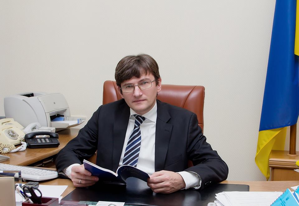 Новий закон дозволяє силовикам без рішення суду заходити до житла —  Магера - b5bf03d660d3bb5722ca489f66f1a1d5.jpg