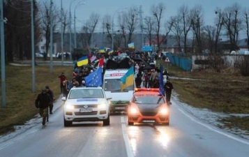 Гаишнику Тищенко, преследовавшему автомайдановцев, выплатят 300 тыс. гривен компенсации, - решение суда. ДОКУМЕНТ - tn1_0_03134000_1574408194_5dd7900207ad5.jpg