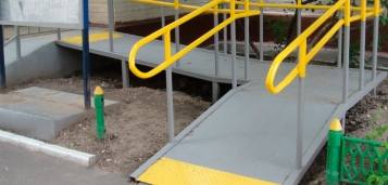 У Мінрегіоні пояснили, як облаштувати пандус при вході до будинку - tn1_0_14945800_1562933065_5d28774924832.jpg