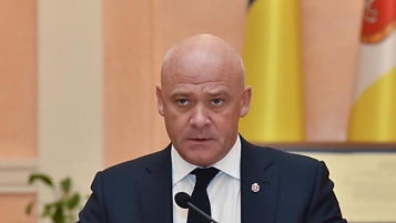 Усі гріхи Труханова. За що НАБУ схопило одеського мера - tn1_0_26548000_1518718840_5a85cf7840db0.jpeg