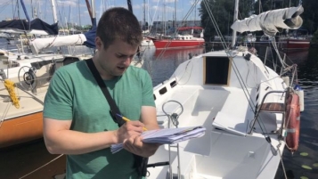 У киянина конфіскували яхту за несплату аліментів. Скільки він заборгував? - tn1_0_27267200_1561550901_5d1360354297e.jpg