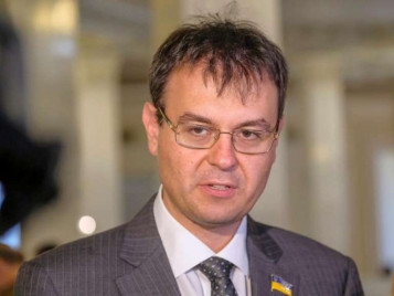 Депутат Гетманцев рассказал, кого коснется антиофшорный закон - tn1_0_36358500_1583342731_5e5fe48b58c9e.jpg