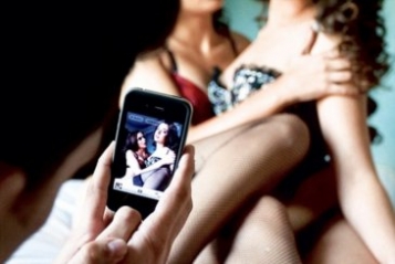 Ухвалено вирок особі (301 стаття КК), яка розповсюджувала порнографічне відео через соцмережі - tn1_0_41765600_1560508974_5d037a2e65fd8.jpg