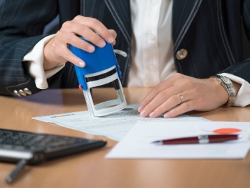 Фігуранта справи про підроблені рішення Дарницького суду за строками звільнили від відповідальності - tn1_0_73292700_1592744363_5eef59abb2f5e.jpg