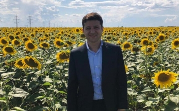 Президент Зеленский предлагает уменьшить концентрацию земли до 10 тысяч гектаров в одни руки - tn1_0_85712900_1576692334_5dfa6a6ed149c.jpg