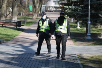 Кто может привлекать украинцев к суду за нарушение карантина - tn1_9f2acc93109da6db2b12cd423a06aedb_5f5ba1050a505.jpg