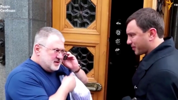 Громадянство в Україні: депутатам - подвійне, олігархам - потрійне - tn1_gromadyanstvo_v_ukraini_deputatam_podviyne_oligarham_potriyne_5c97e9d660bca.jpg