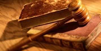 Истцам хотят дать право требовать штрафы для чиновников за неисполнение решения суда - tn1_isttsam_hotyat_dat_pravo_trebovat_shtrafi_dlya_chinovnikov_za_neispolnenie_resheniya_suda_59bf930c62605.jpg