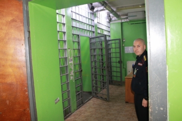 Різниця у фактичному та зареєстрованому часі затримання підозрюваного є порушенням Конвенції  - ЕСПЧ - tn1_riznitsya_u_faktichnomu_ta_zareestrovanomu_chasi_zatrimannya_pidozryuvanogo_e_porushennyam_konventsii_espch_5c7fa77439f34.jpg