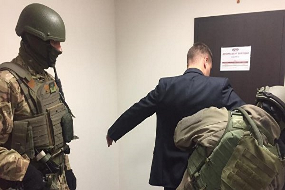 - 0_72788300_1615455294_6049e43eb1ba7.jpg