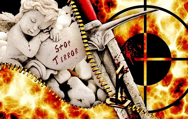 Для кваліфікації ч. 1 ст. 258-3 КК та ч. 2 ст. 260 КК, достатньо участі винуватої особи в терористичній організації, не передбаченого законом збройного формування. Особа стає учасником з моменту утворення такої (якщо вона входить до кола осіб, з яких виникає організація) або ж відтоді, коли інші учасники дали згоду на прийняття її до вже існуючої. (ВС ККС №296/1291/22 від 21.11.2024 р.)