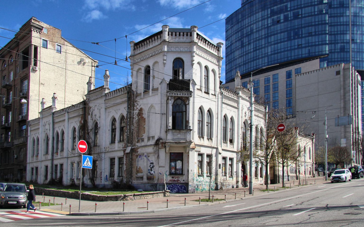 ВП ВС повернув до територіальної громади міста Києва садибу Терещенків із флігелем, якою володів приватний інвестор понад 14 років на підставі додаткової угоди до інвестиційного договору. (ВС ККС №521/9656/23 від 11.03.2025 р.)