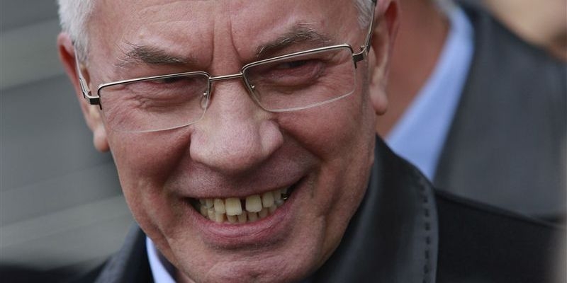 - mikola_azarov_ponoviv_viplatu_pensii_pri_tsomu_sud_viznav_vidmovu_pfu_57d1e41298141.jpg