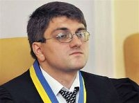 - pochatok_kriminalnogo_provadgennya_stosovno_suddiv_yake_pov_yazane_iz_zdiysnennyam_nimi_sudochinstva_5505db7f320ae.jpg