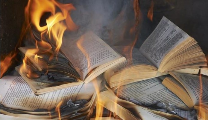  - chitat_nelzya_spalit_top_7_zapreshchennih_knig_59c420ea33f81.jpg