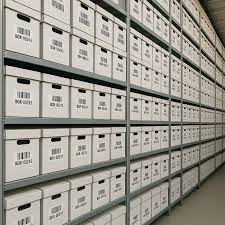 Організація діловодства та архівного зберігання документів на підприємстві: відповідаємо на 7 головних питань