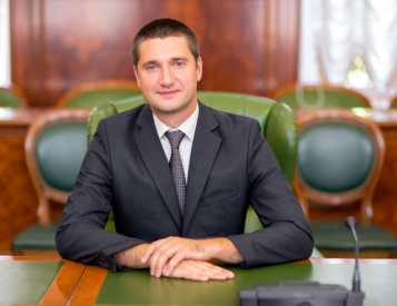  - tn1_polnomochiya_gosudarstvennogo_i_chastnogo_ispolnitelya_pri_ispolnenii_resheniy_o_vziskanii_alimentov_5b8fb31432f2f.jpg